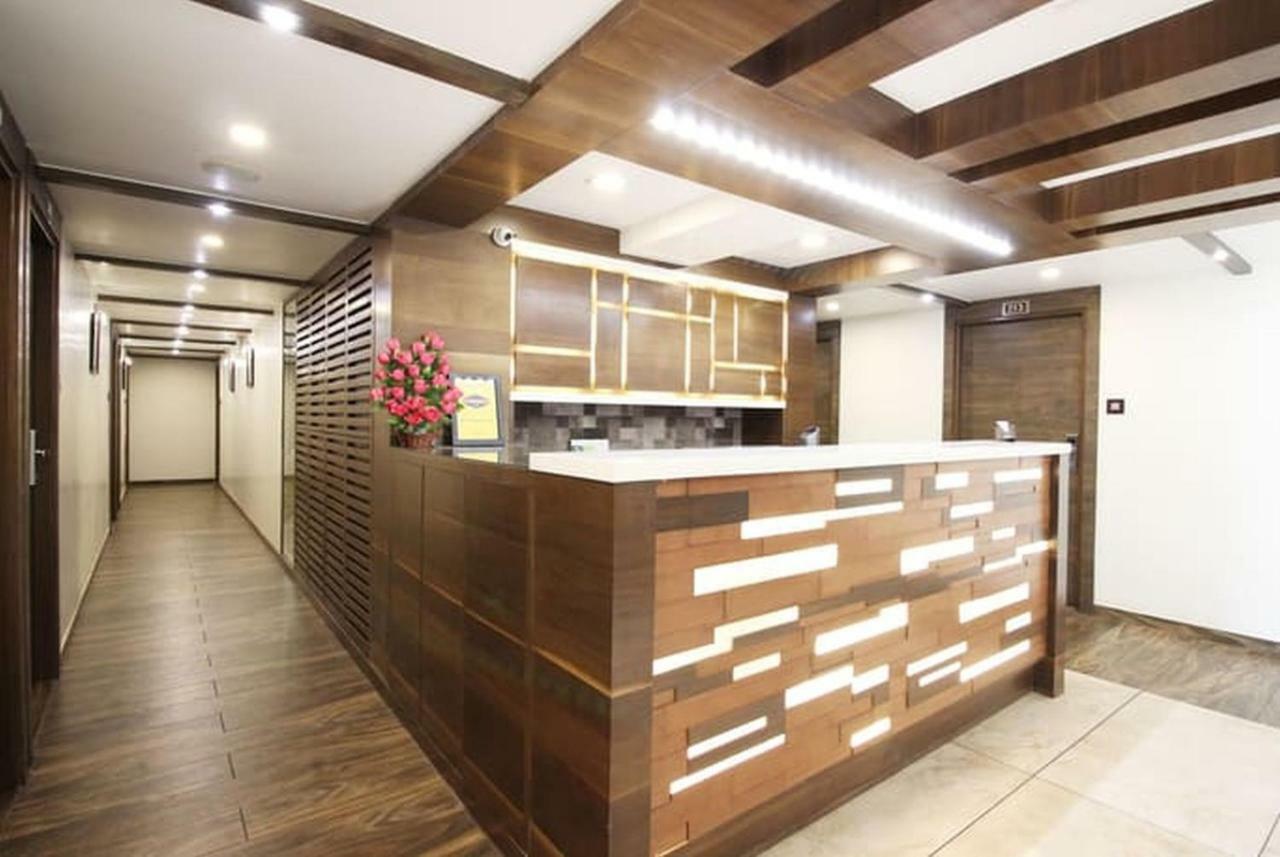 阿兰果园酒店 阿穆达巴 外观 照片